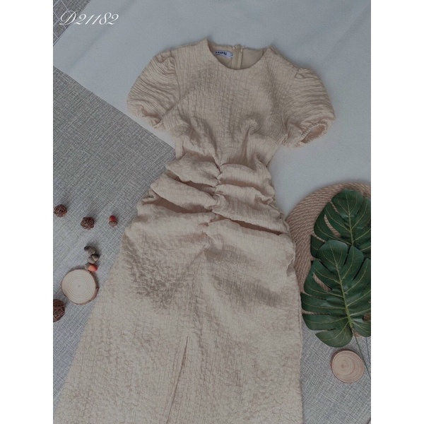 ĐẦM XỐP CHÍT EO DÁNG DÀI XẺ TÀ