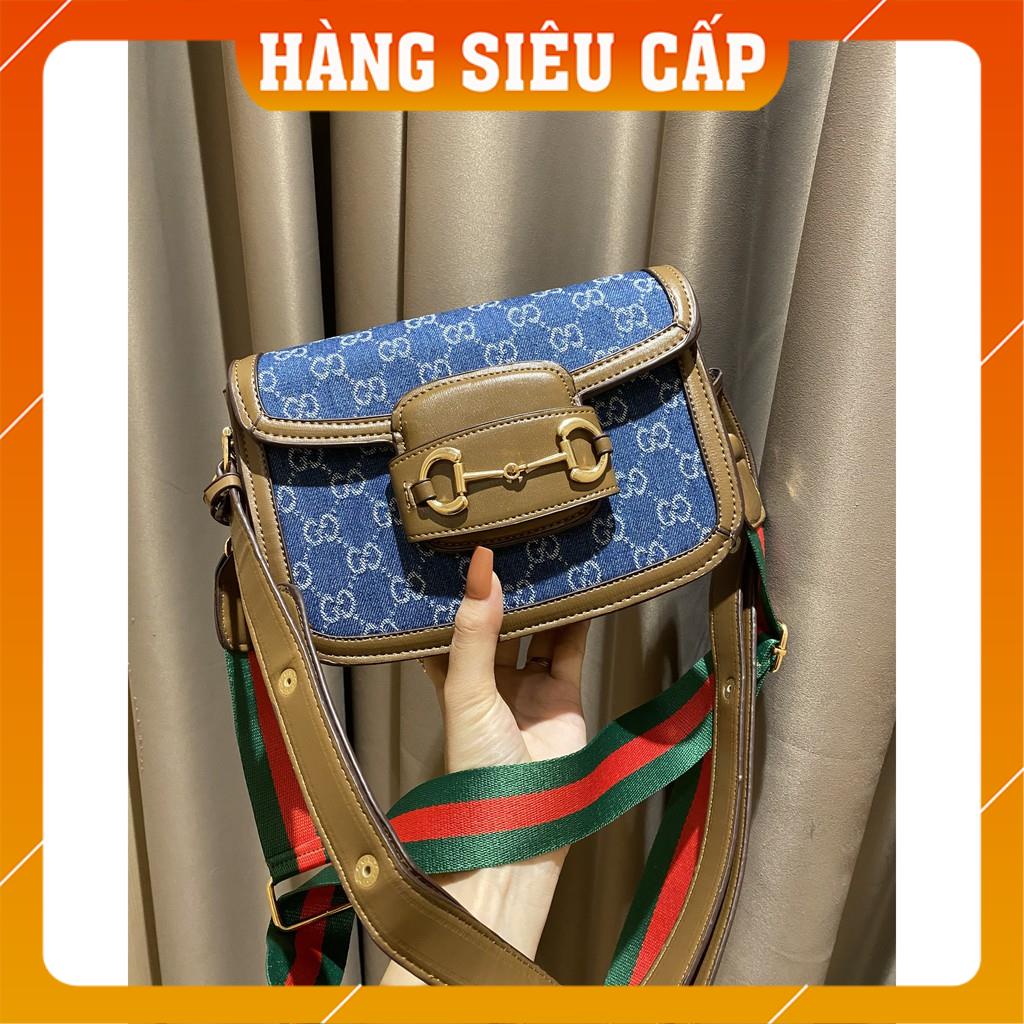 Túi Đeo Chéo Hồ Ngọc Hà, Bản Hai Dây, Màu Xanh Nổi Bật, Bên Trong Lót Đỏ - Ảnh Chụp Thật