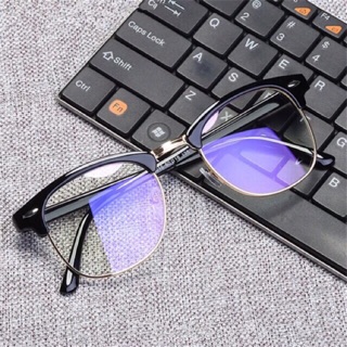 Kính cận 2,5 độ tròng BLUECUT 1.56