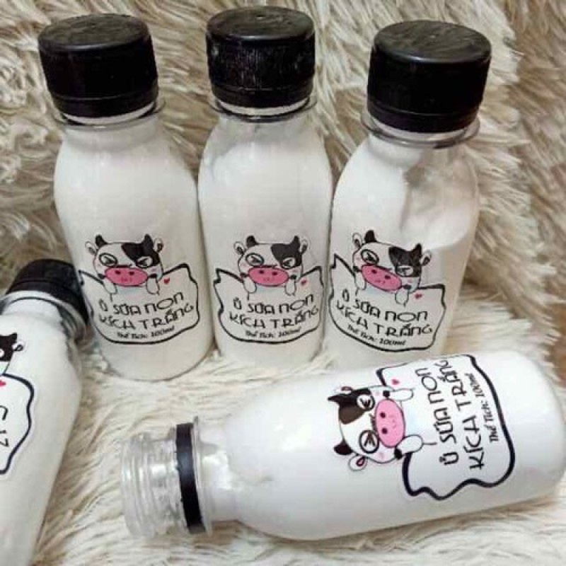 Ủ sữa non kích trắng da, mịn da. Chai 100ml