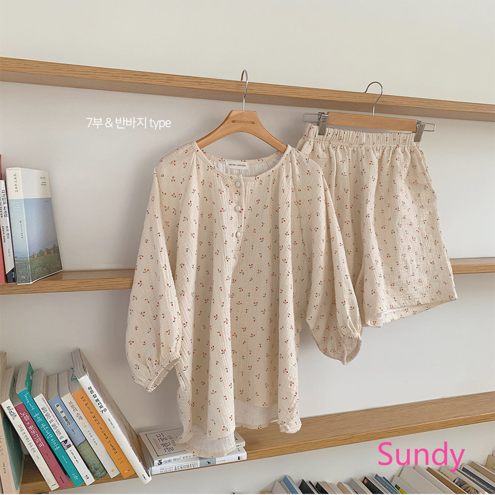 Bộ đồ ngủ cotton nguyên chất thiết kế cổ tròn họa tiết quả cherry dành cho nữ