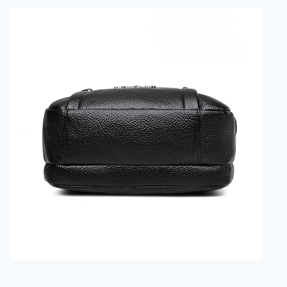 Túi đeo chéo Thời Trang công sở cao cấp phong cách mới – BEE GEE DCNU1001