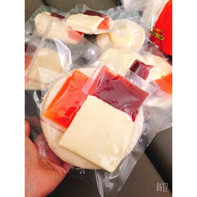 2 ĐẾ BÁNH PIZZA+PHÔ MAI