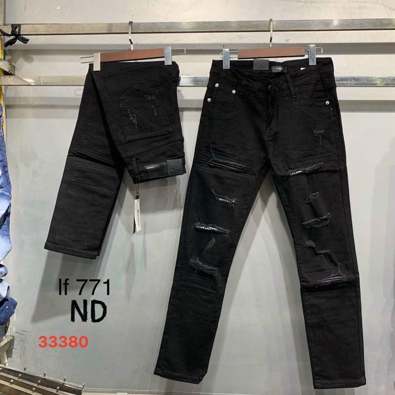 Quần jean nam rách gối đính đinh vá da thời trang, quần bò nam rách gối dễ mix đồ, Bin Store