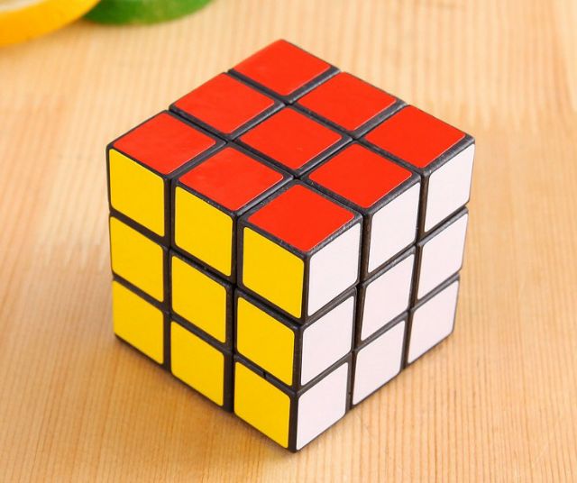 Trò Chơi RuBik Rèn Luyện Trí Thông Mình Cho Trẻ Shop1012