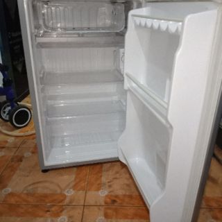 Tủ lạnh sanyo 93lit mới 90%