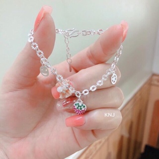 LẮC CHÂN TREO HÌNH DÂU TÂY CHO BÉ BẠC TA