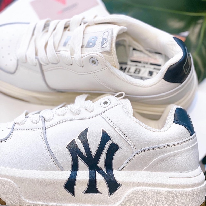 Giày MLB Chunky Liner NY Phản Quang Đế Gum - Ảnh thật shop chụp