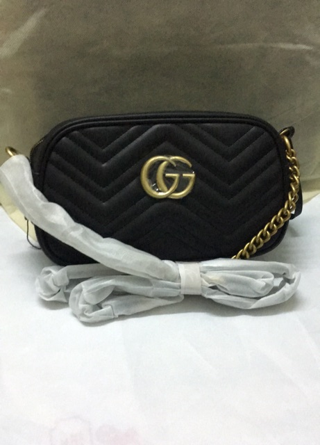 Túi đeo chéo hàng supper VIP hiệu da thật