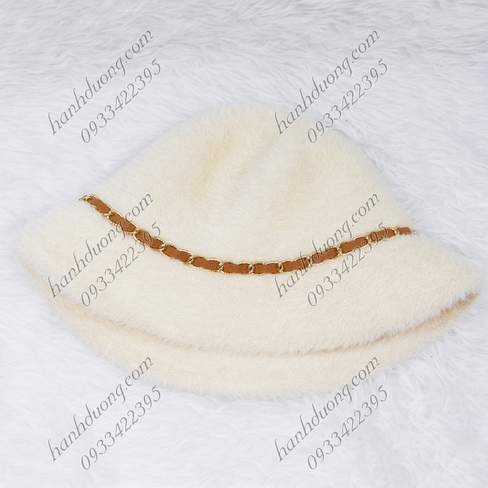 Mũ bo cụp lông xù mũ bucket vành nhỏhàng quảng châu găn dây xích xung quanh, vành rộng 5cm, phía trong có 2 dây rút