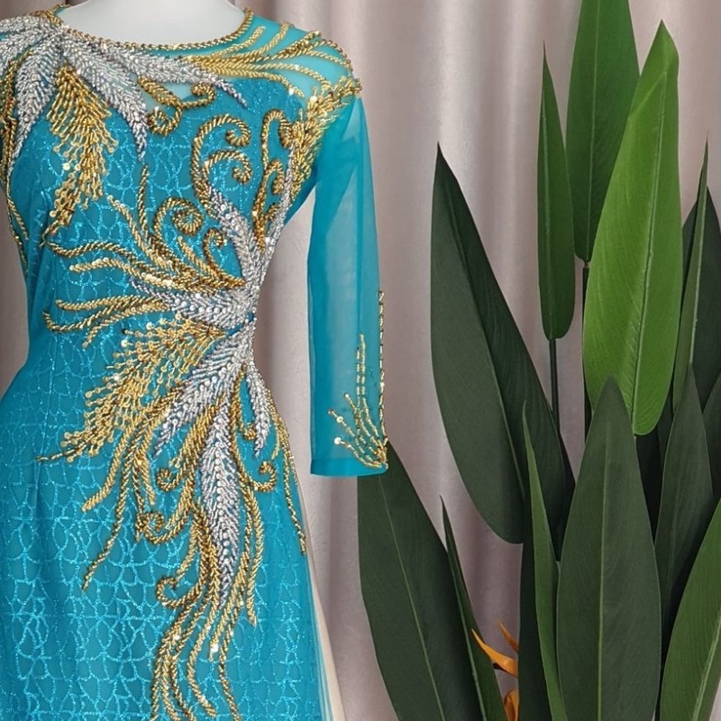 Áo Dài Mẹ Cô Dâu - Áo Dài Bà Sui Màu Xanh Ngọc Kết Kim Sa Sang Trọng ADM011