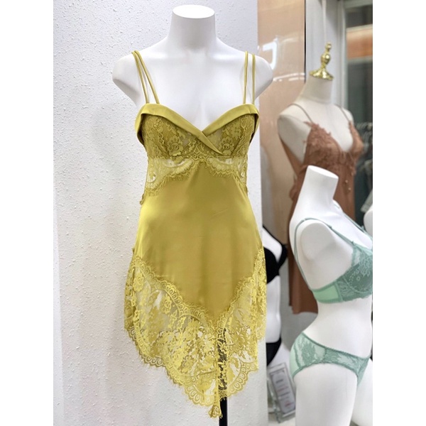 Váy ngủ lụa 2 dây sexy D01 cao cấp [quyến rũ, khoe lưng trần]