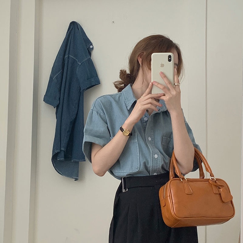 Áo Sơ Mi Tay Ngắn Chất Liệu Denim Mỏng Thời Trang Mùa Hè Phong Cách Hàn Quốc Mới Cho Nữ 2022