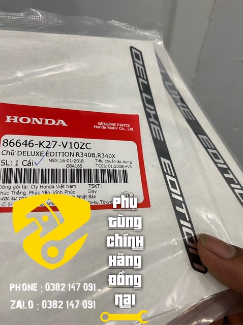 TEM CHỮ “DELUXE EDITION” MÀU INOX NỀN TRẮNG/ĐEN ZIN CHÍNH HÃNG HONDA