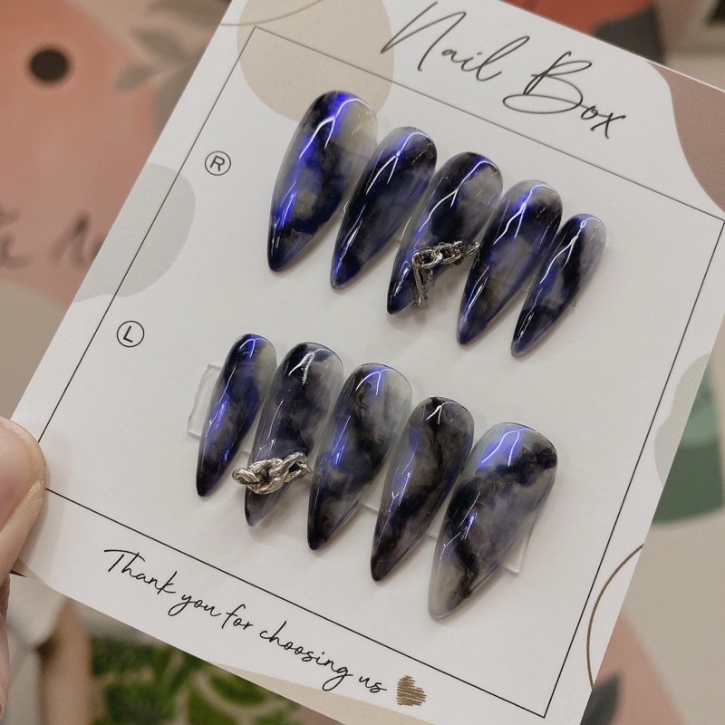 Nailbox thiết kế giá sinh viên vẽ dễ thương