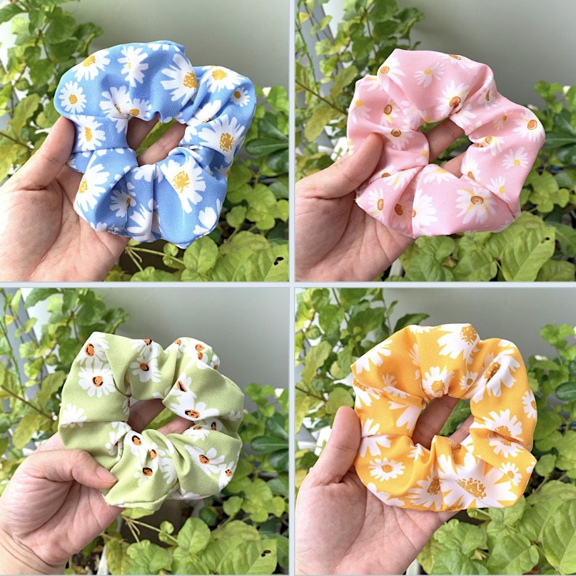 Cột tóc scrunchies lụa hoa cúc