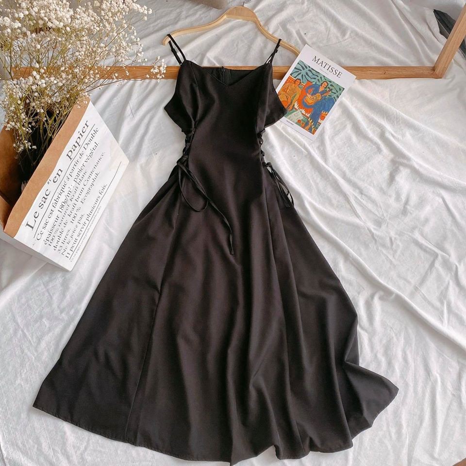 [Mã SKAMA06 giảm 8% tối đa 50K đơn 250K] ĐẦM 2 DÂY ĐEN ĐAN DÂY EO | BigBuy360 - bigbuy360.vn