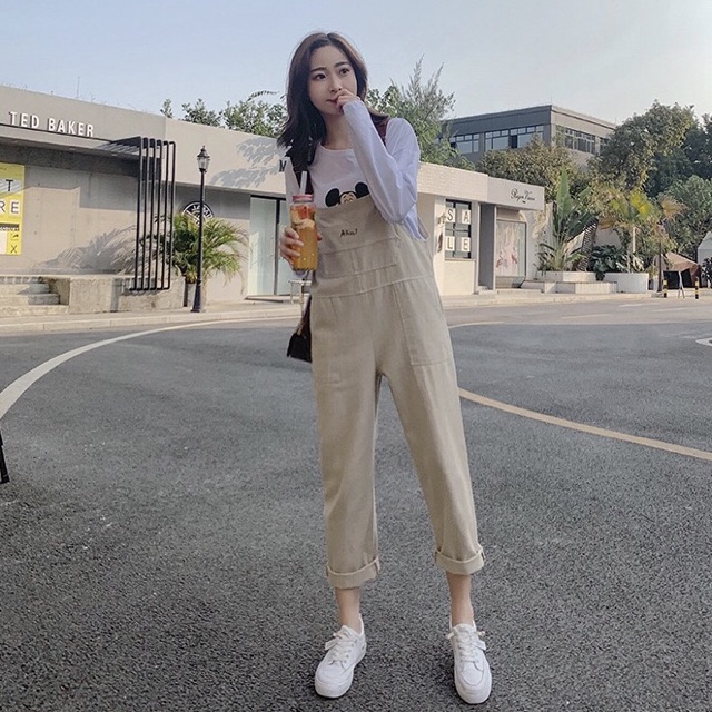 Quần yếm kaki Ulzzang thêu Aha dây phối 2 màu be, đen