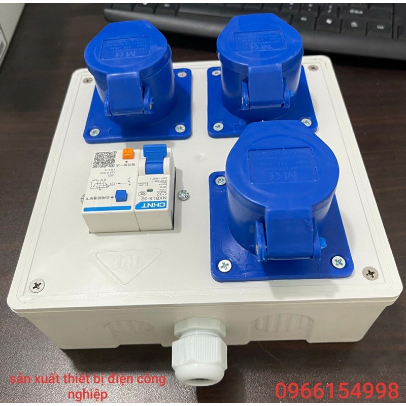 Hộp Điện Công Trường Ổ Phích Cắm Công Nghiệp Hộp Điện Thi Công16A