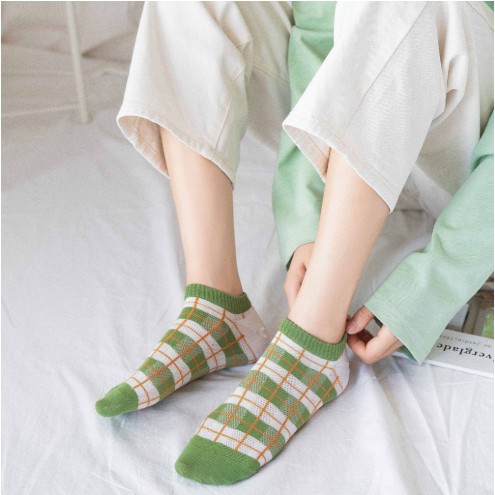 Set 5 đôi tất vớ nữ ngắn sọc xanh lá phong cách Vintage Hàn Quốc (Kèm túi zip)