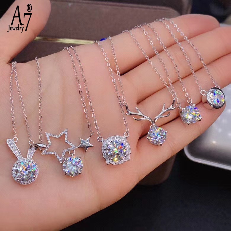 Vòng cổ bạch kim mặt chữ D nhiều màu sắc