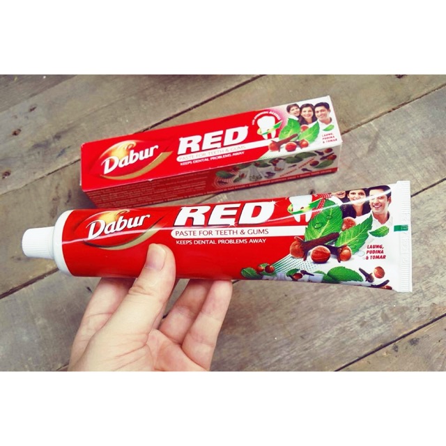 Kem đánh răng thảo được Dabur Red