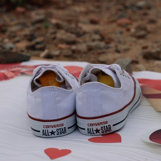Giày AllStar Classic Màu Trắng Cổ Thấp Nữ
