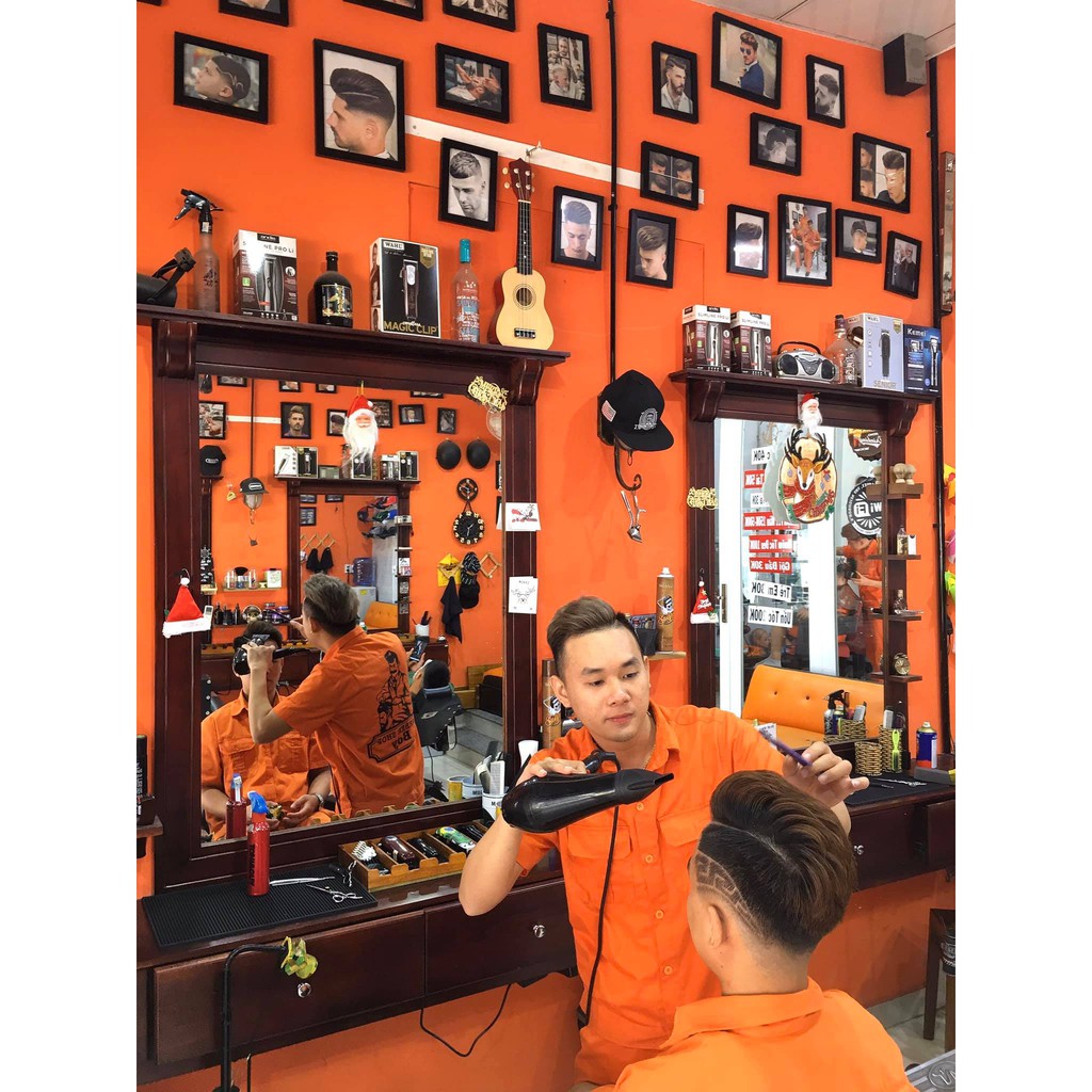 20 Bộ Tranh Khung Trang Trí Quán Tóc Barber Shop - Salon Tóc Nam Siêu Nét - Tặng kèm phụ kiện