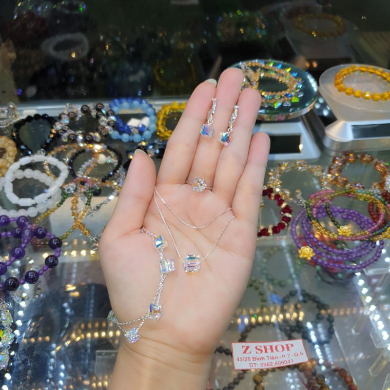 Cả bộ 4 món trang sức bạc pha lê nhân tạo cao cấp