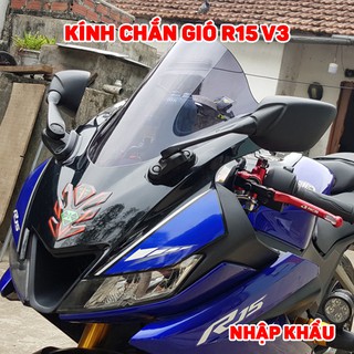 Kính chắn gió R15 V3 cao cấp chất lượng, nhìn trong suốt.
