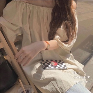 áo hở vai bánh bèo