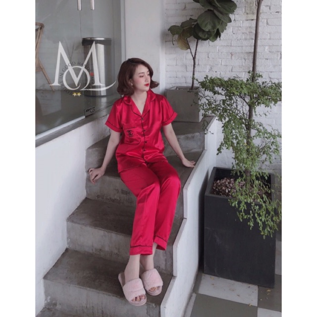 Bộ ngủ Pijama phi lụa thiết kế tay ngắn quần dài ( Ảnh Thật)