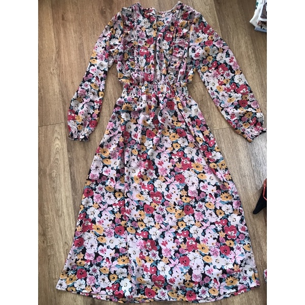 Pass váy hoa nhí bèo