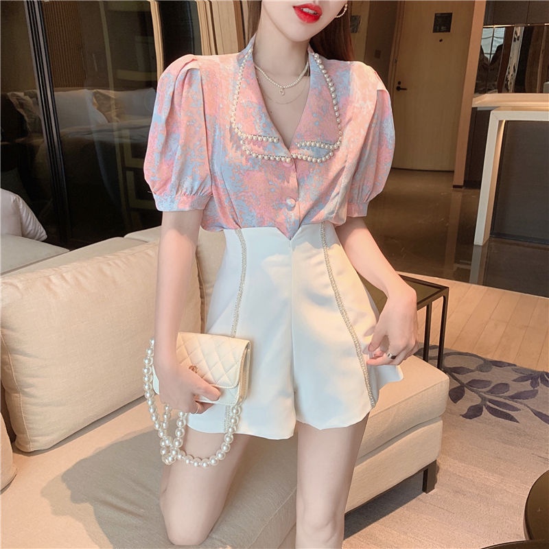 Set Áo Chiffon Tay Phồng Cổ Bẻ + Quần Short Ống Rộng Lưng Cao Thời Trang