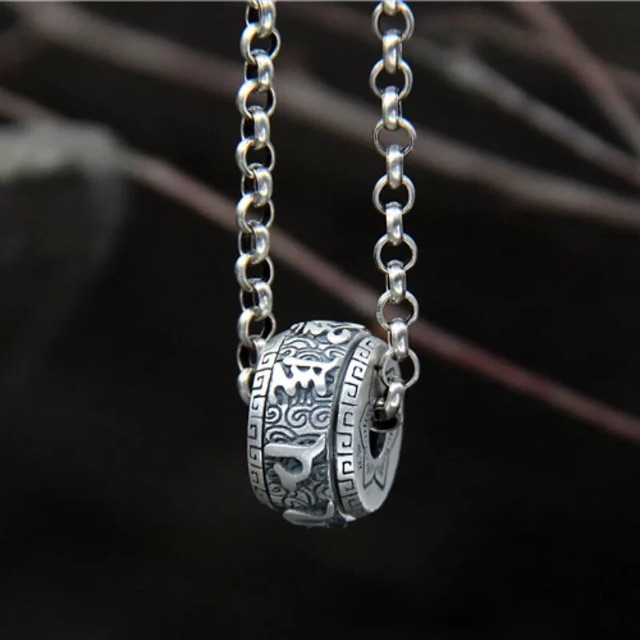 Mặt dây chuyền Lu Thống Om Mani Padme Hum Tây Tạng