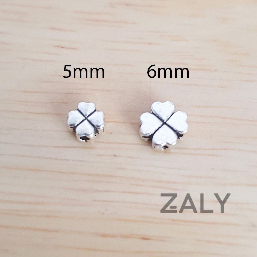 Charm bạc xỏ ngang cỏ 4 lá CC26 charm cỏ bốn lá size lớn nhỏ - Bạc 925