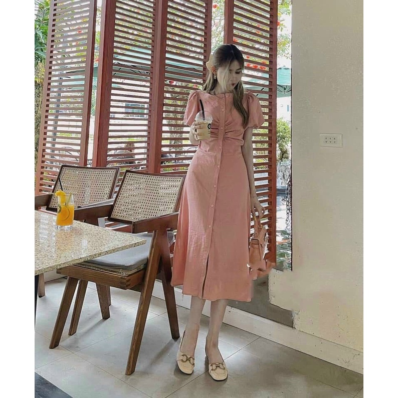 Đầm Dự Tiệc Nữ Dài Bo Chun Ngực Phối Nút Giữa Phong Cách Thời Trang Mới Lạ