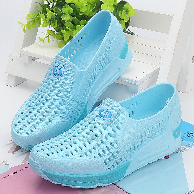 Giày Nhựa Đế Dày Tăng Chiều Cao Phối Lỗ Thoáng Khí Thời Trang Đi Biển