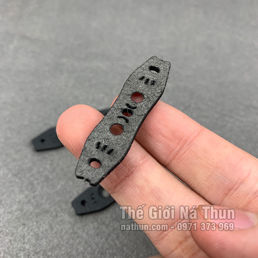 Miếng da 3 lỗ lõm dày 2mm ôm khít bi Ná cao su