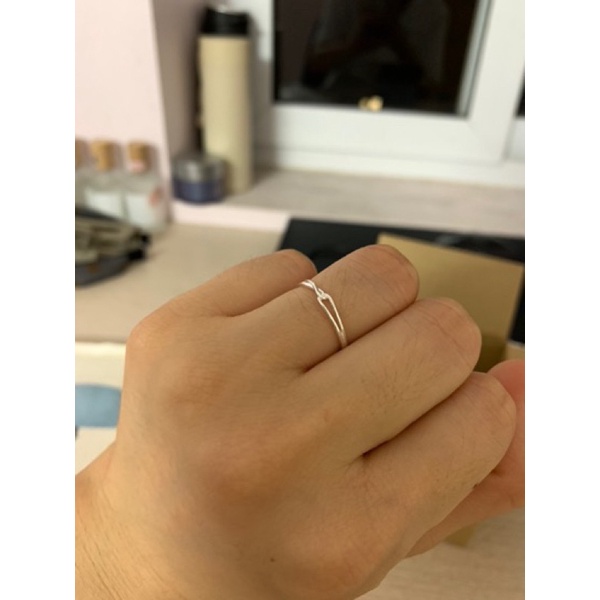 Nhẫn nữ trơn thắt nơ , kiểu dáng nhẹ nhàng dễ đeo( ảnh thật)