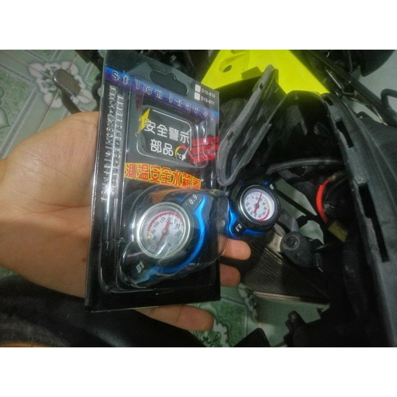 Nắp két nước báo nhiệt độ cho ô tô i10 và xe máy Exciter Winner Sonic Satria Ab Click Vario Sh