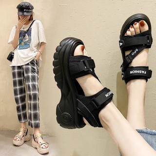 SANDAL ĐẾ BÁNH MÌ CHỮ A