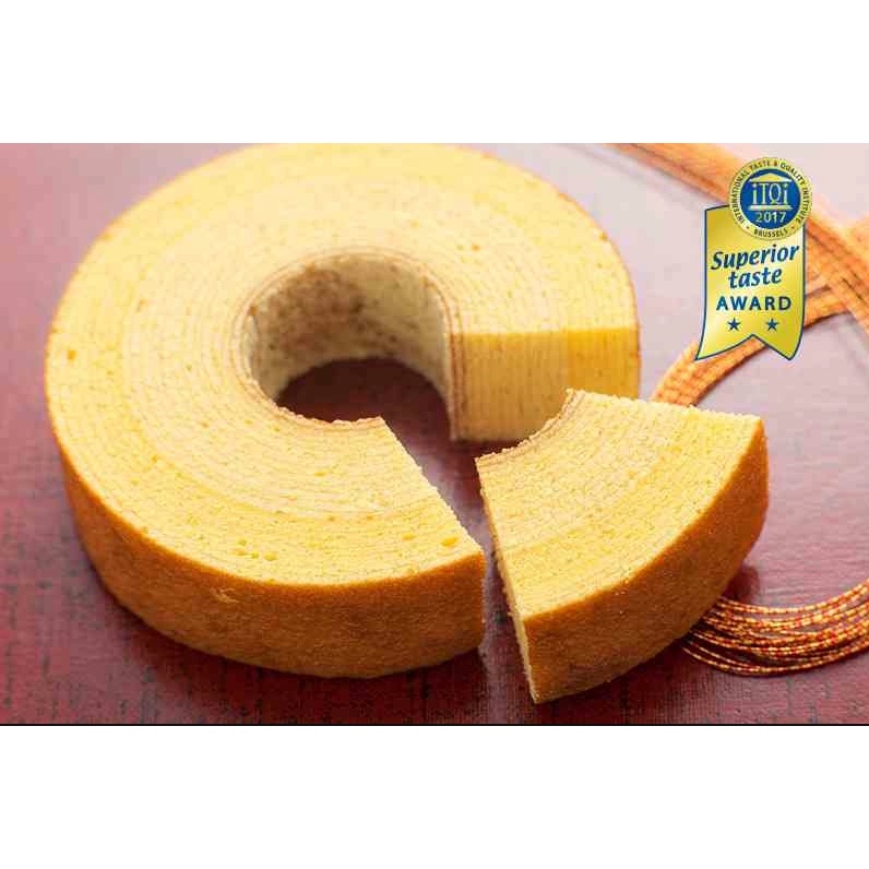Bánh bông lan cuộn nguyên cái Marukin Baumkuchen 310g nội địa Nhật Bản