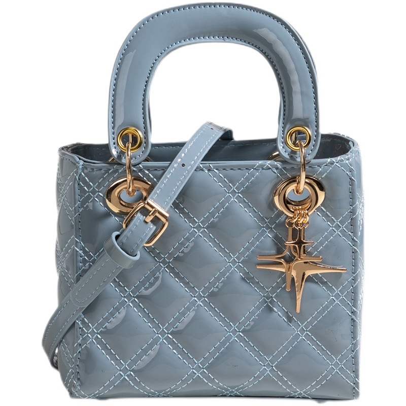 Túi Xách Zara Dễ Phối Đồ Thời Trang Thu Đông 2022 Cho Nữ