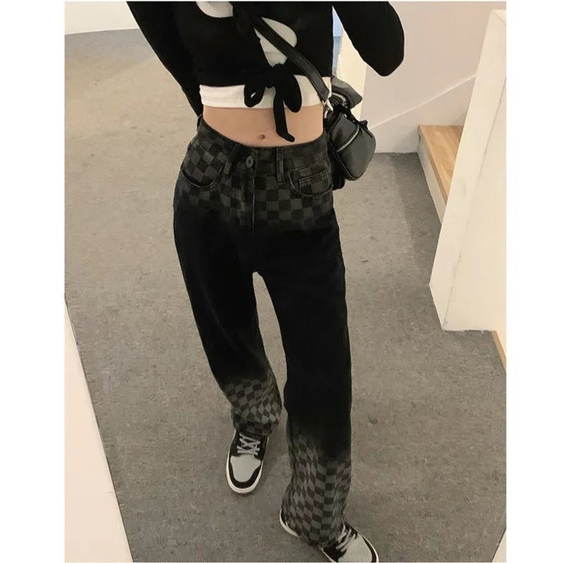 Fashionable wide leg high waisted jeans for women