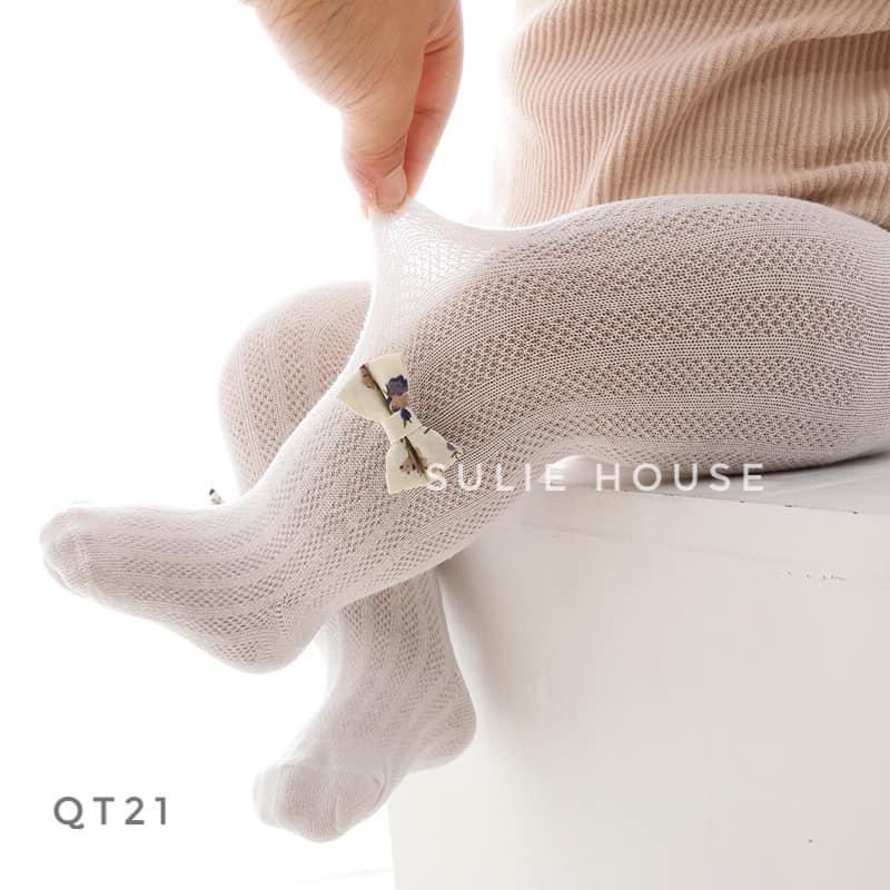 Quần tất lưới trắng 3D - QT21