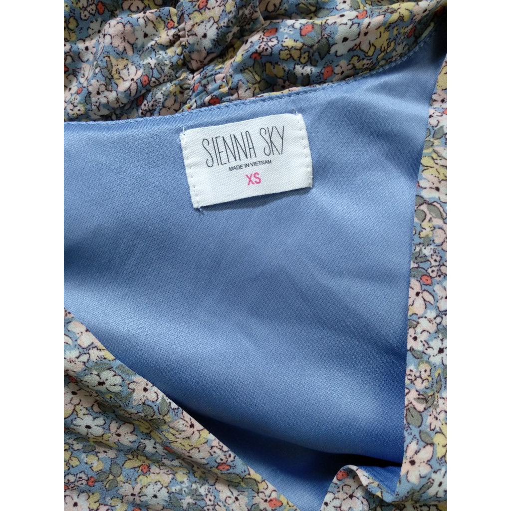 Đầm xuất dư 2 lớp Sienna Sky, màu xanh và xanh nhạt