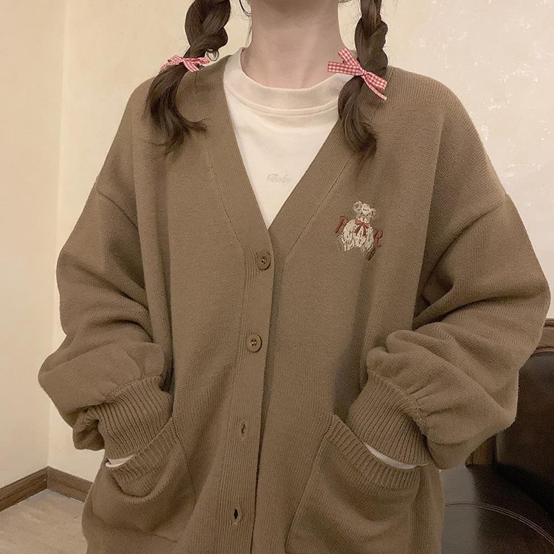 Áo khoác cardigan IELGY chất liệu dệt kim cổ chữ V dáng rộng in họa tiết gấu phong cách Nhật Bản Hàn Quốc cho nữ
