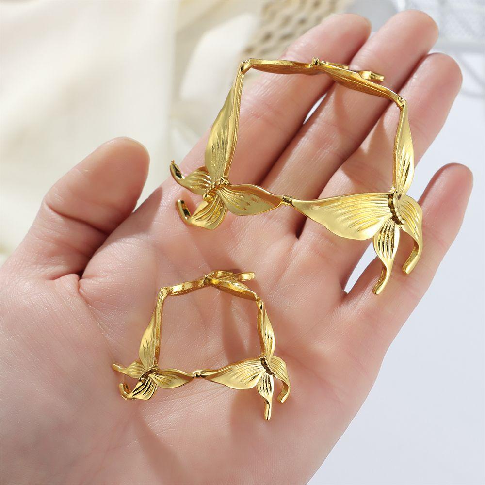 Giá Đỡ Trưng Bày Đồ Trang Trí Hình Cầu Họa Tiết Bướm DIY