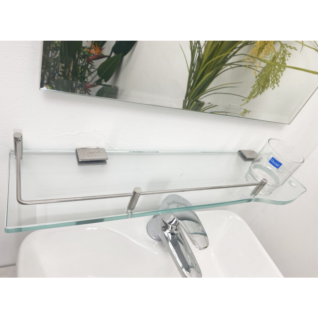 Những Mẫu Kệ Kính Đẹp Kibath